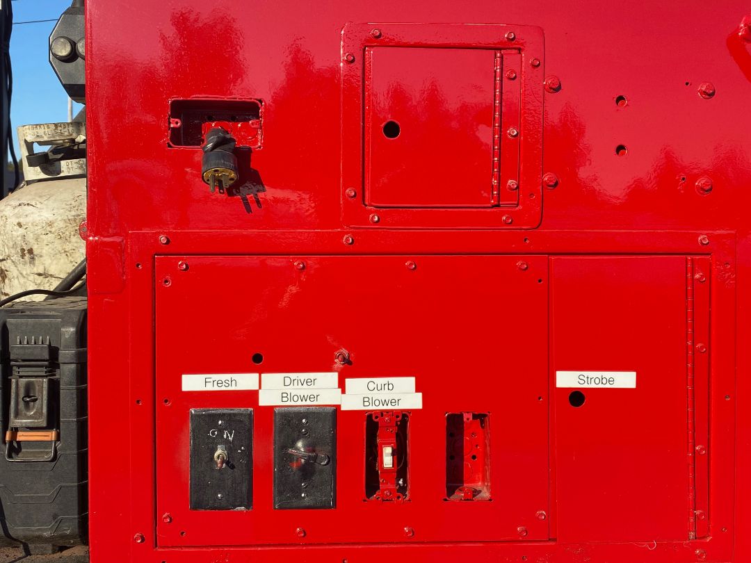 2002 INTERNATIONAL 4300 - Image 20